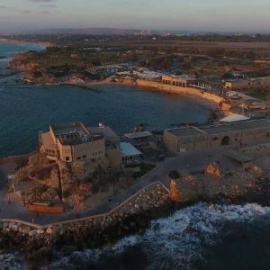 CAESAREA- מעגן קיסריה העתיקה והאקוודוקט CAESAREA- מעגן קיסריה העתיקה והאקוודוקט